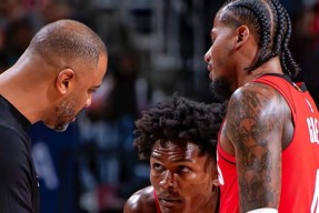 ac 米兰中文官网首页注册-休斯敦火箭训练开放日，国际比赛日外线爆发引欢呼，欧超杯在即，赛程密集仍需轮换