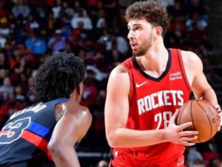 休斯敦火箭训练开放日，国际比赛日外线爆发引欢呼，欧超杯在即，赛程密集仍需轮换