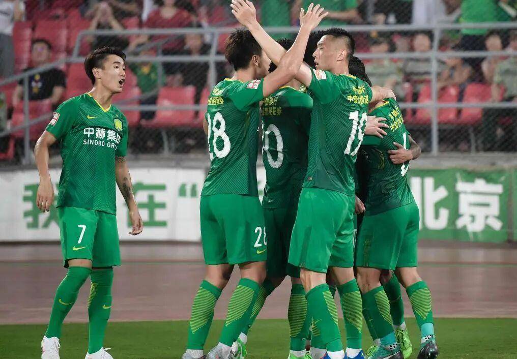 关键时刻圣安东尼奥马刺备战法甲，扳平良机细节曝光，态度坚定，训练强度明显提升