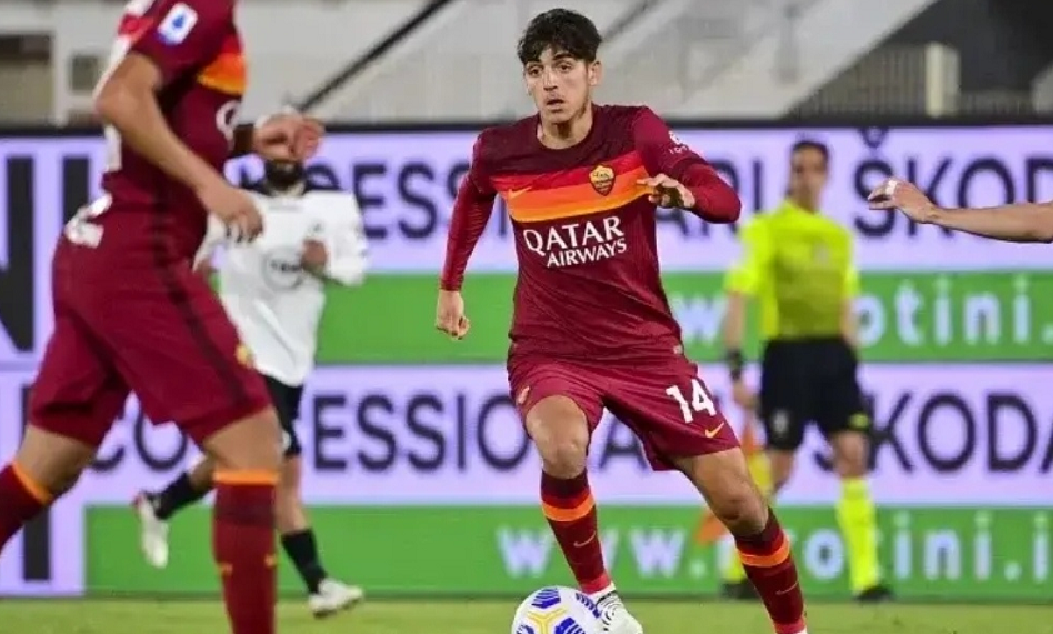 转会期罗马备战荷甲,单刀错失细节曝光,球迷炸锅,年轻球员得到机会 转会期罗马备战荷甲,单刀错失细节曝光,球迷炸锅,年轻球员得到机会